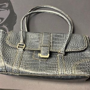 Liz Claiborne purse, good condition, grey snake look